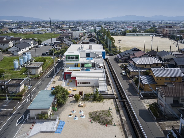 鉄骨造　城山幼稚園2、外観全景2ドローン撮影です